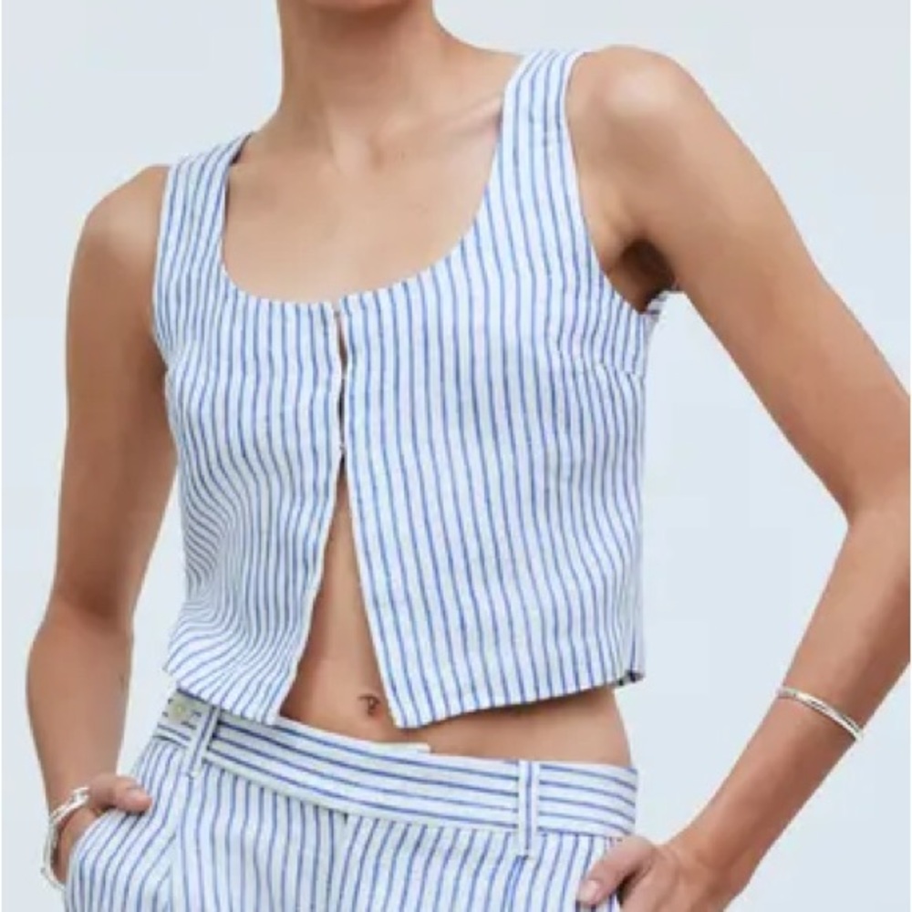 Madewell Scoopneck Crop Tank in 100% Linen